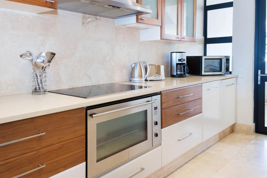 74 On Marine Apartment Hermanus Bilik gambar
